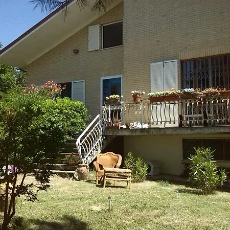 Il Nido Di Alice B&B Moresco